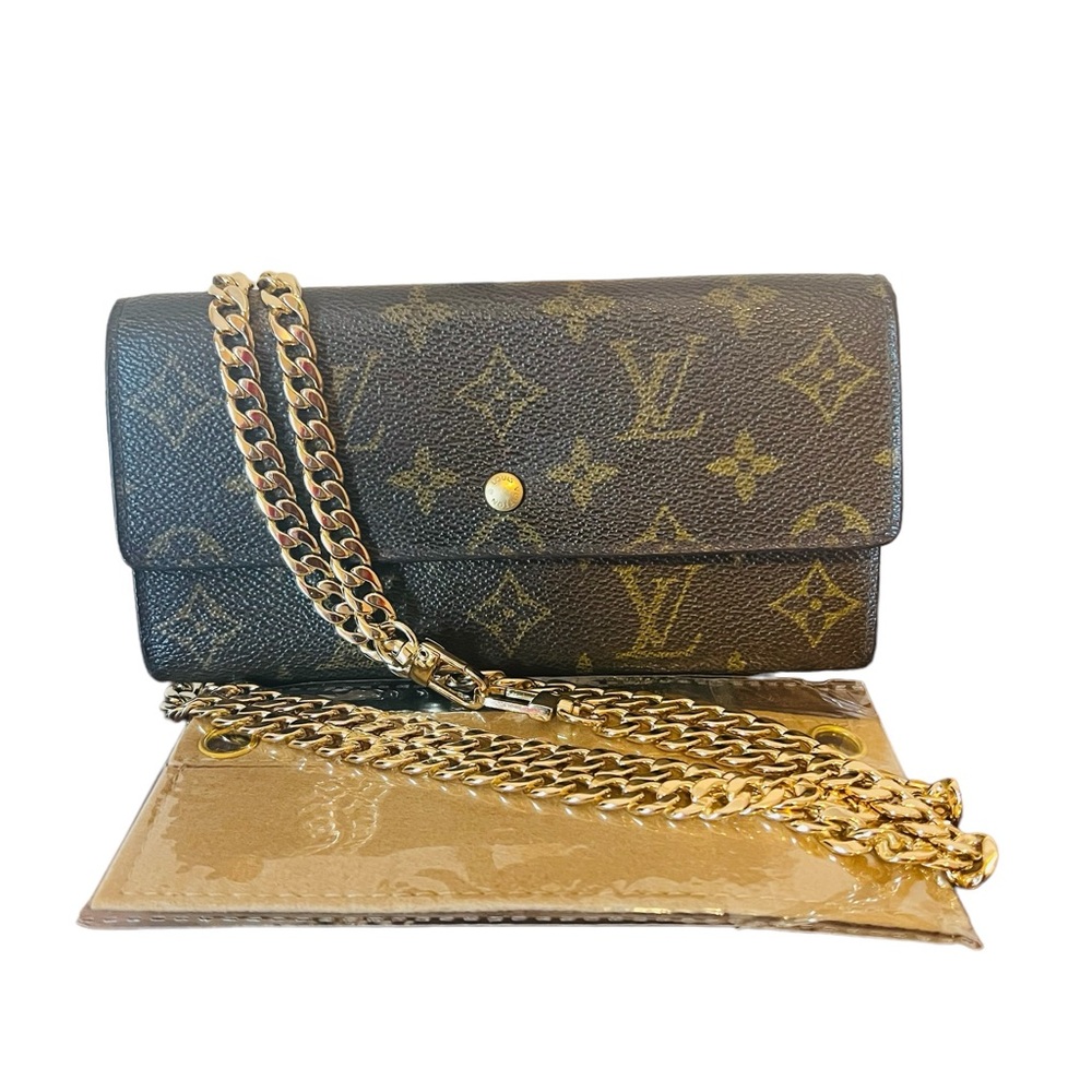Vintage Louis Vuitton Monogram Sarah Long Wallet Snap Closure